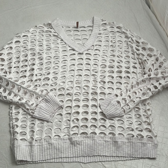 Pete Made In America white open weave v-neck top - Picture 5 of 9